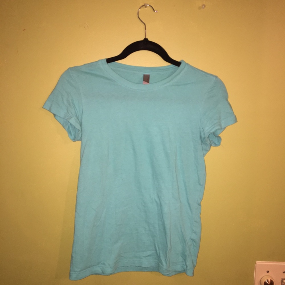 small bright blue tee
